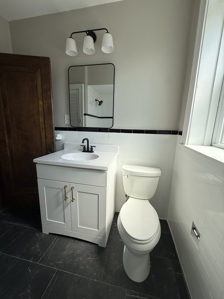 1316 Seward Street - Photo 9