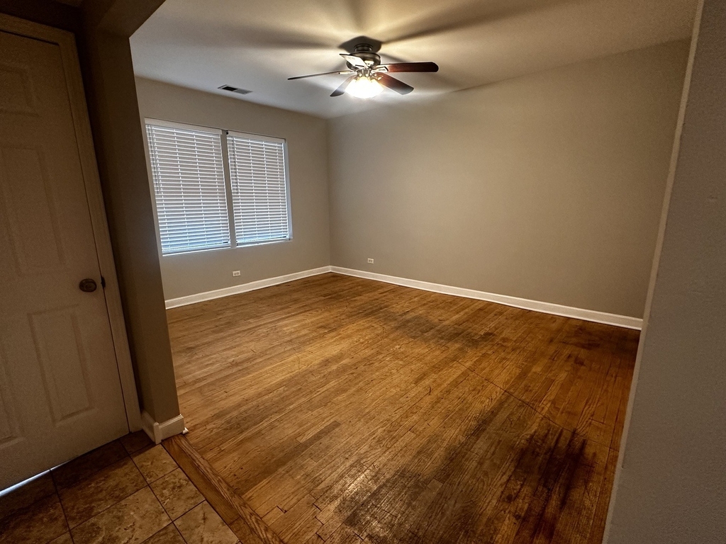 414 W Walnut Street - Photo 12