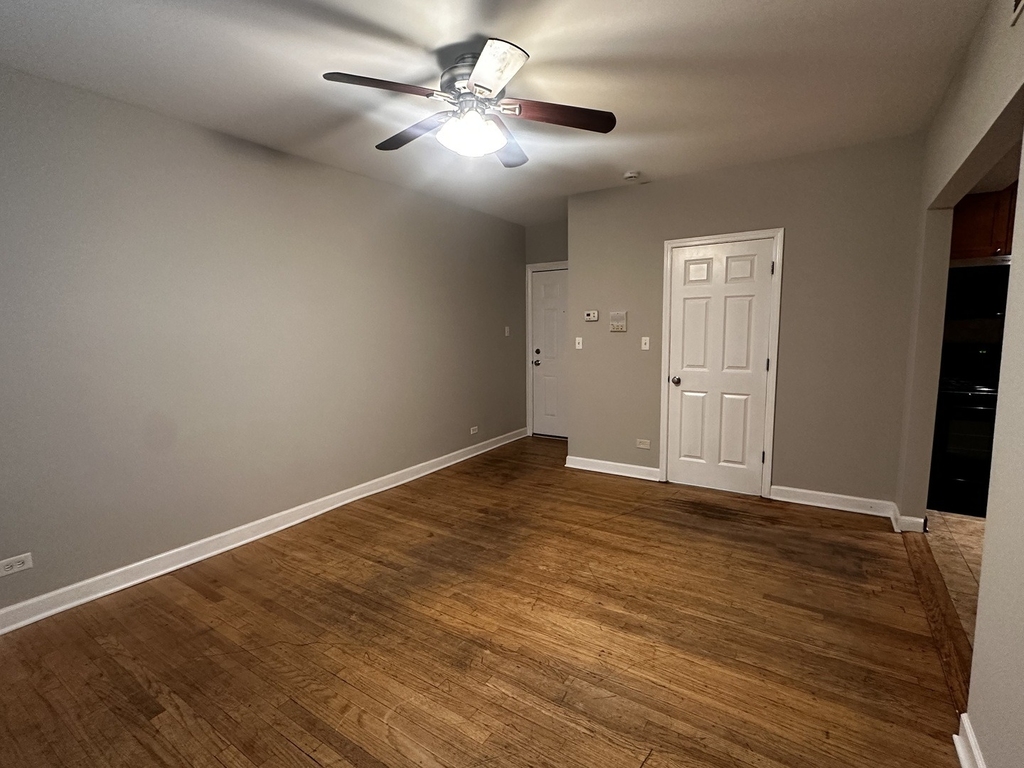 414 W Walnut Street - Photo 14