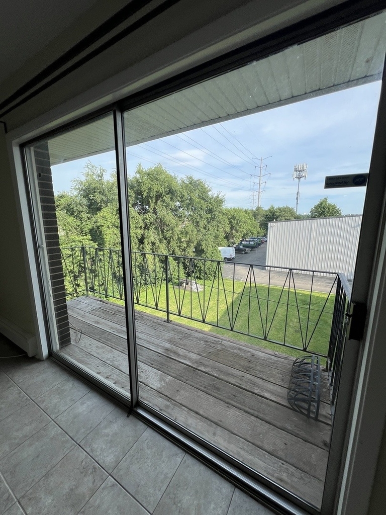 355 Bluff Avenue - Photo 10