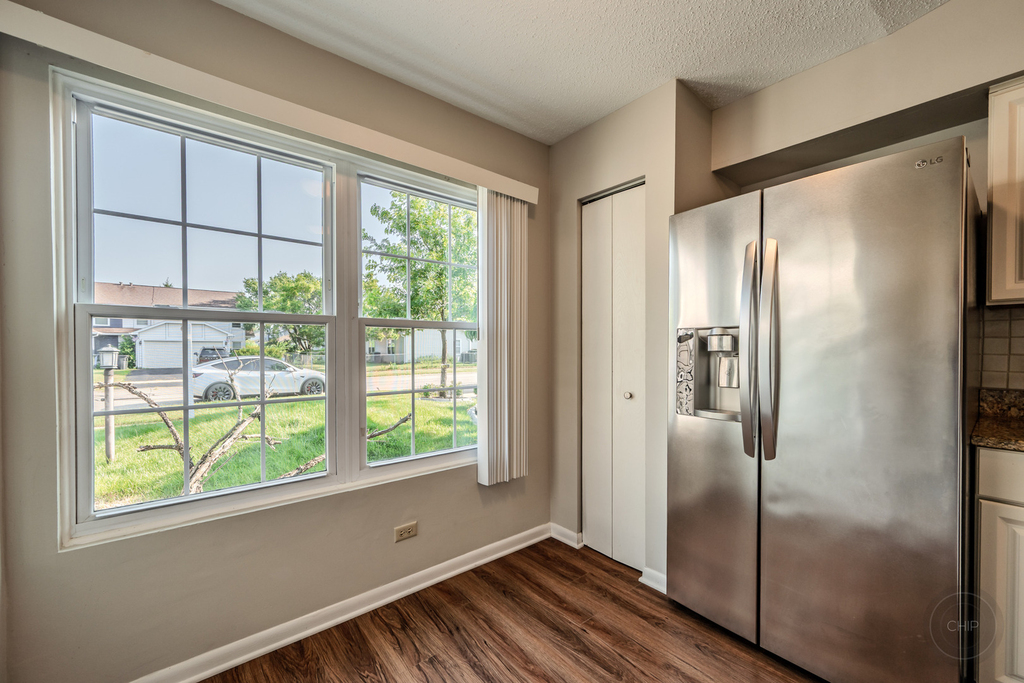 1846 Shetland Road - Photo 10