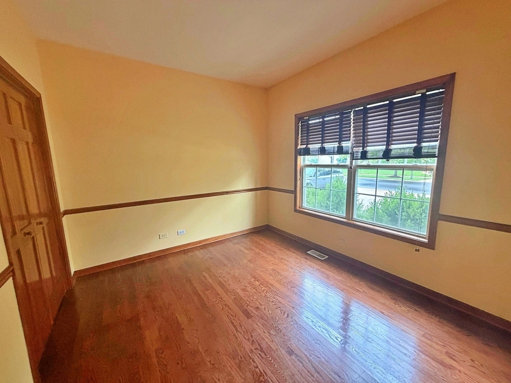 2050 Rockland Drive - Photo 12