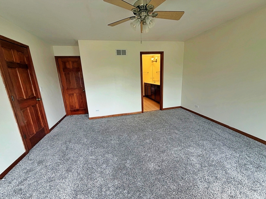 2050 Rockland Drive - Photo 20