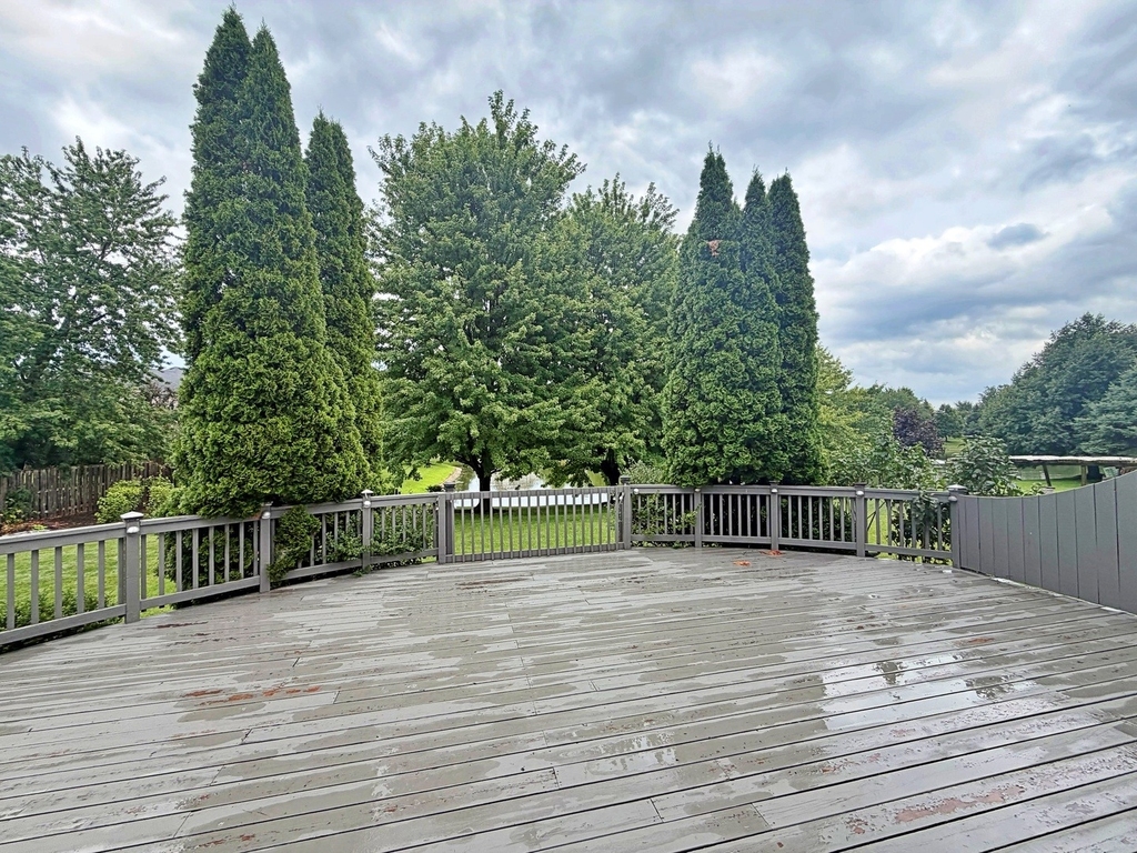2050 Rockland Drive - Photo 27