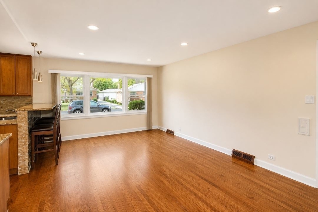 9311 Latrobe Avenue - Photo 1