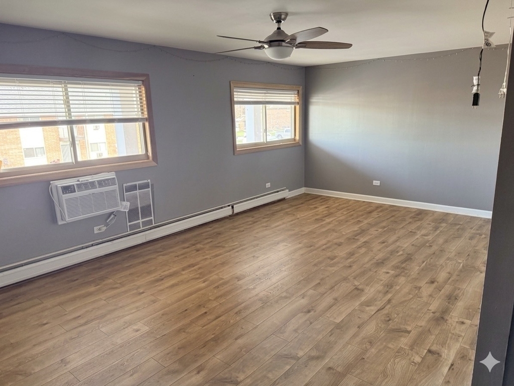 670 Marilyn Avenue - Photo 3