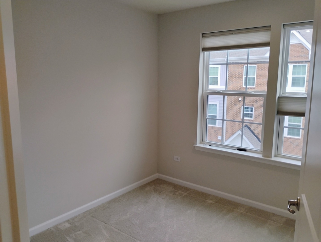 936 Jenkins Court - Photo 20