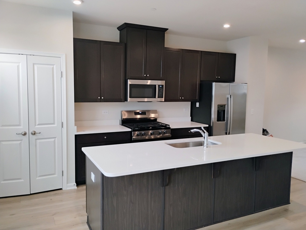 936 Jenkins Court - Photo 7