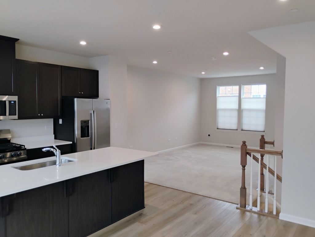 936 Jenkins Court - Photo 6