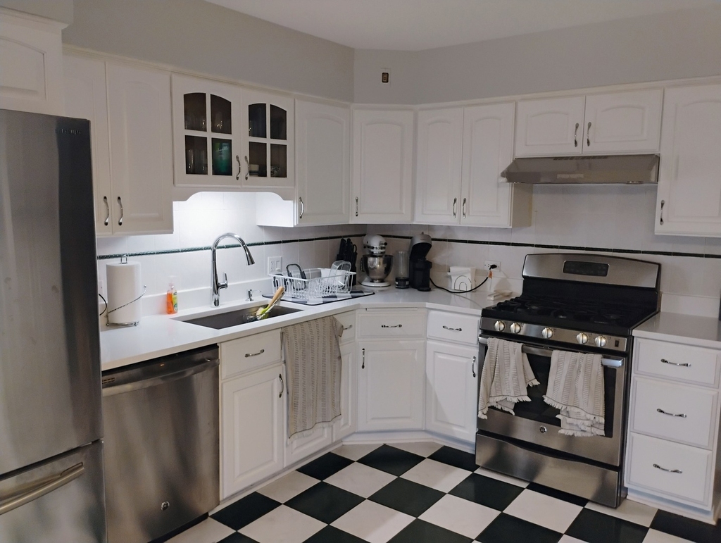 904 S Edward Street - Photo 2