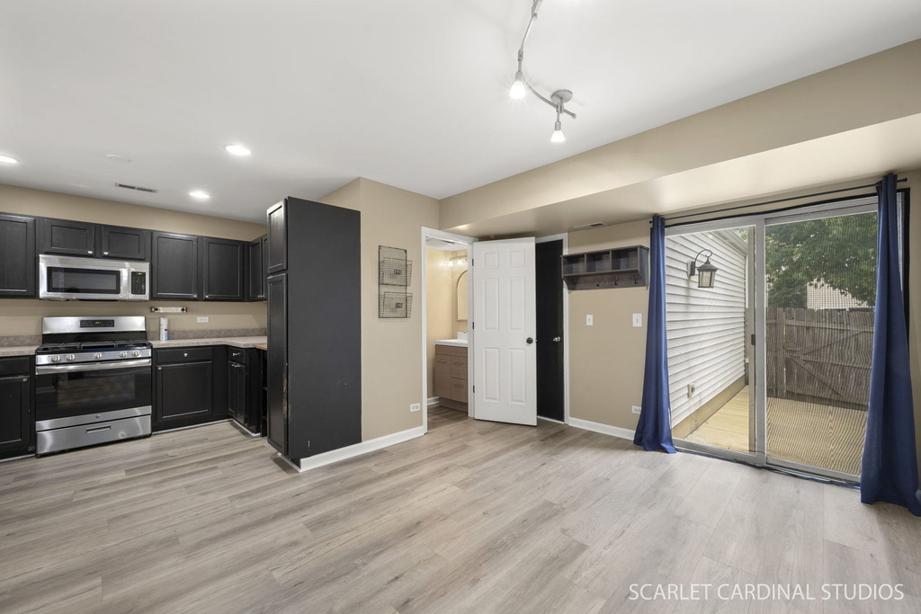 148 Presidential Boulevard - Photo 3