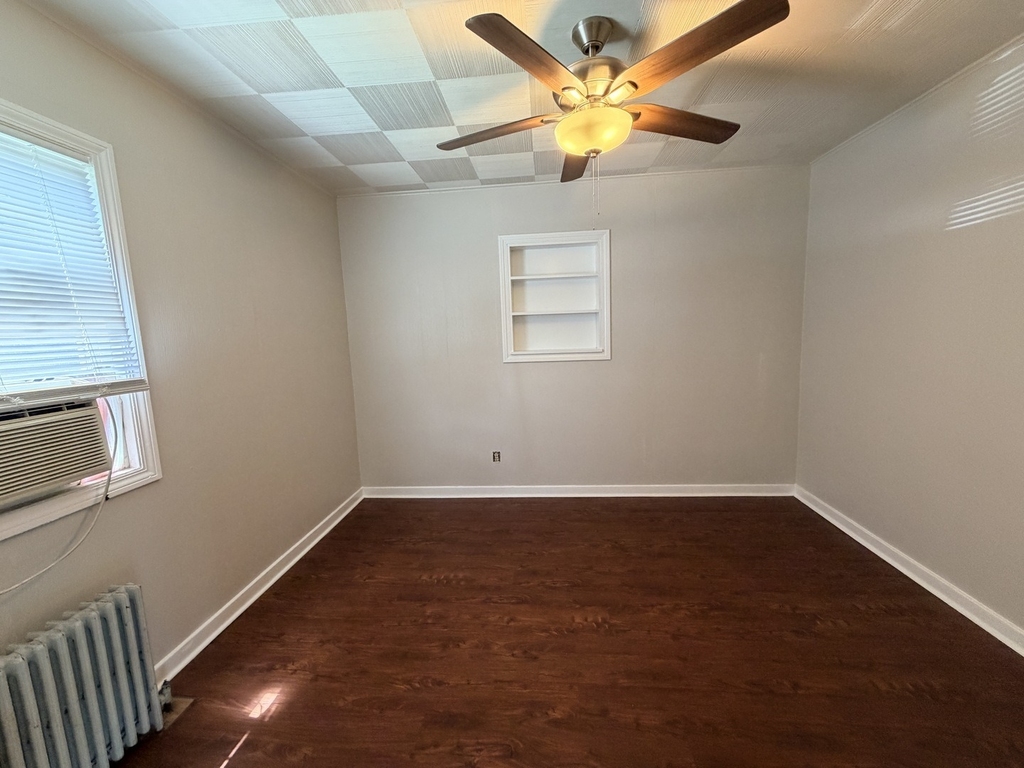 11105 Denny Avenue - Photo 15