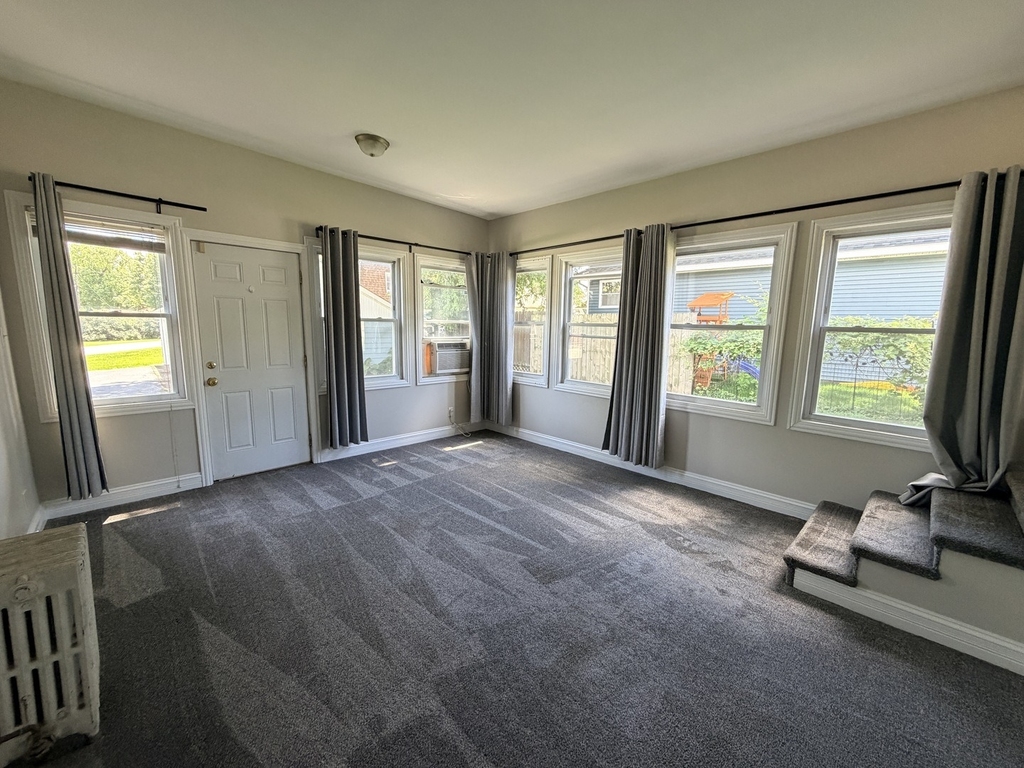 11105 Denny Avenue - Photo 13