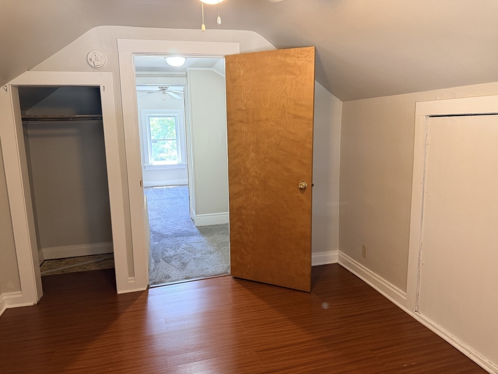 11105 Denny Avenue - Photo 21