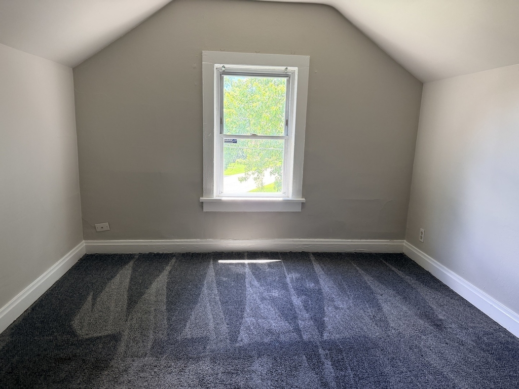 11105 Denny Avenue - Photo 19