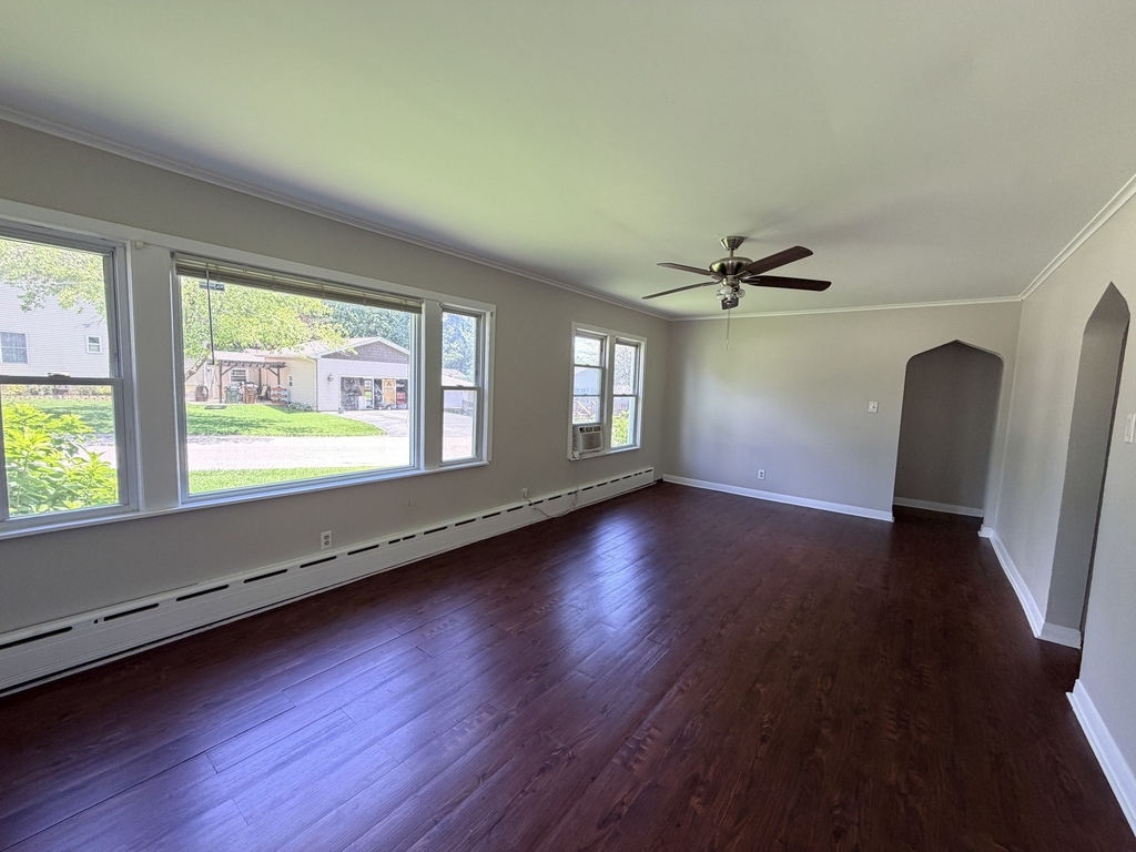 11105 Denny Avenue - Photo 8