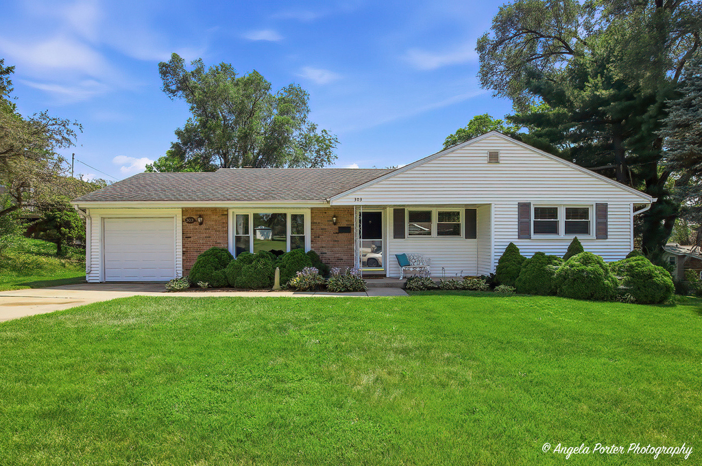 303 Ridge Street - Photo 0