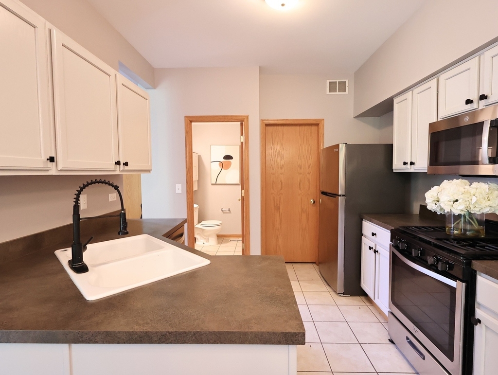 2607 Oak Tree Lane - Photo 12