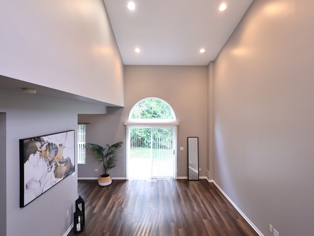2607 Oak Tree Lane - Photo 5
