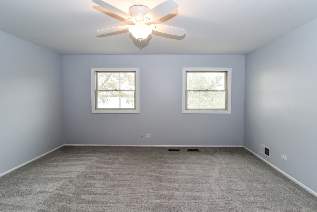 804 E Hillside Avenue - Photo 13