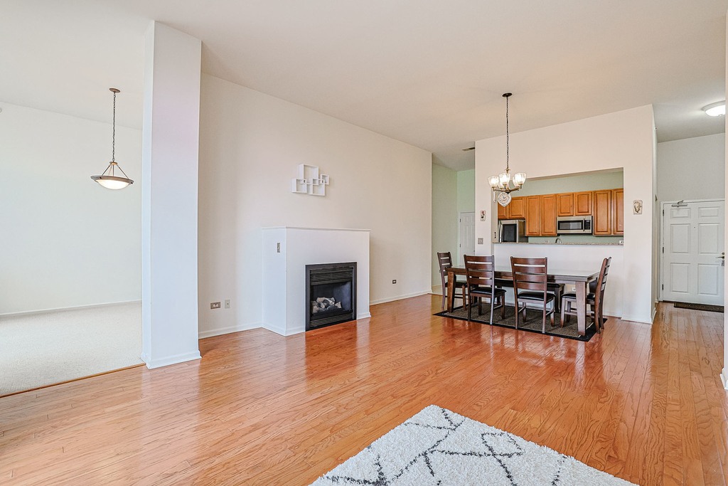 1739 Tudor Lane - Photo 3
