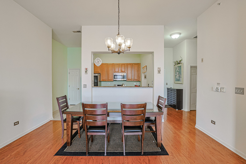1739 Tudor Lane - Photo 4