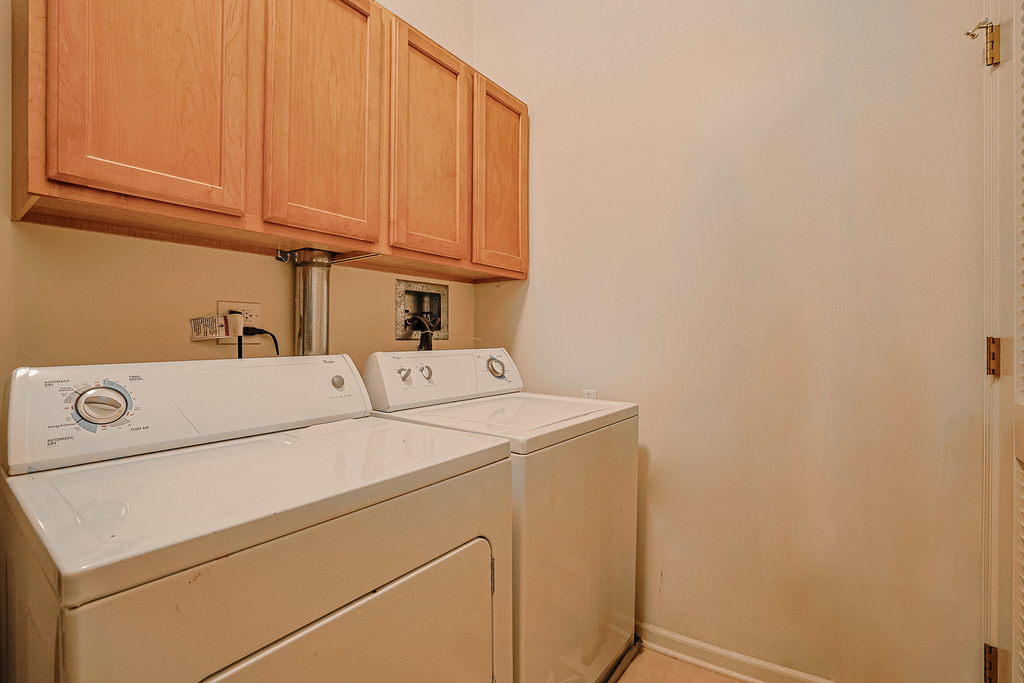 1739 Tudor Lane - Photo 15