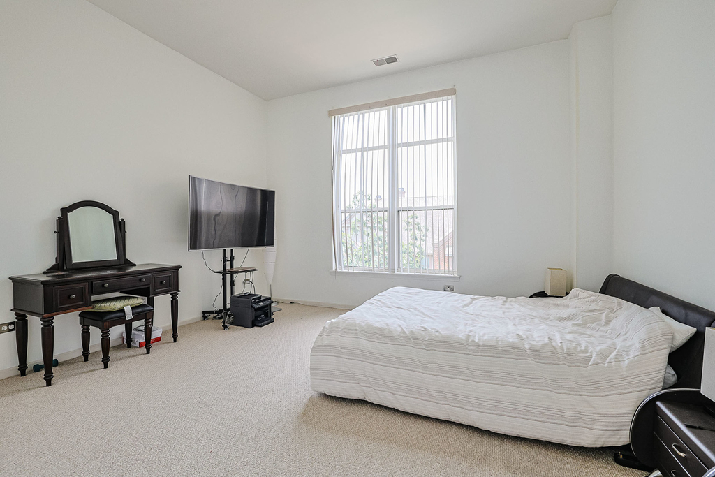 1739 Tudor Lane - Photo 9