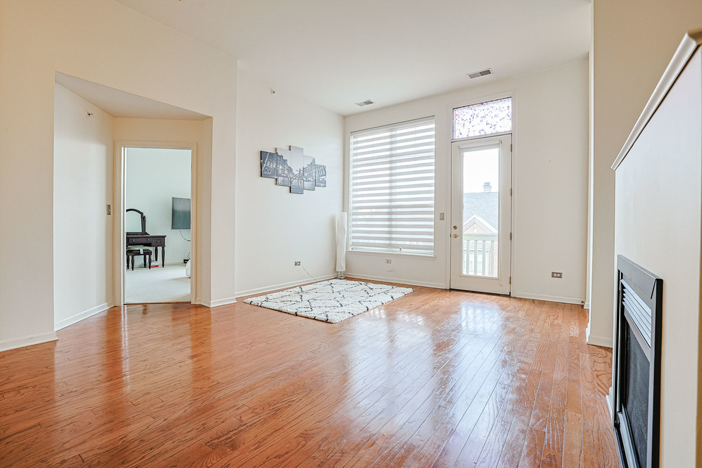 1739 Tudor Lane - Photo 5
