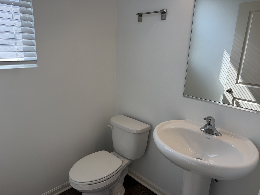 345 Hemlock Lane - Photo 5