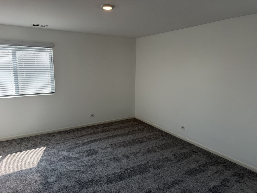 345 Hemlock Lane - Photo 7
