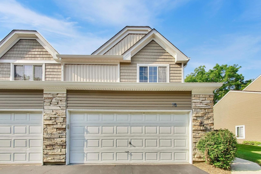 76 Cambridge Avenue - Photo 1