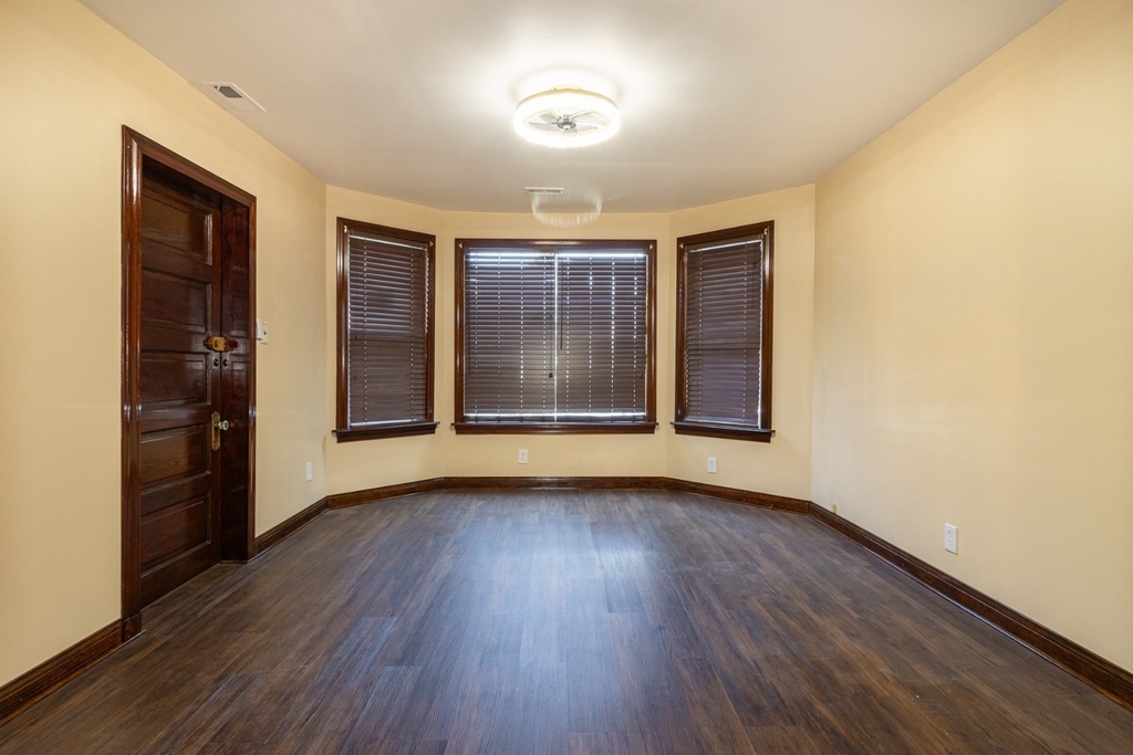 2938 N Dawson Avenue - Photo 1