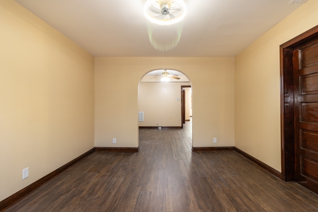 2938 N Dawson Avenue - Photo 2