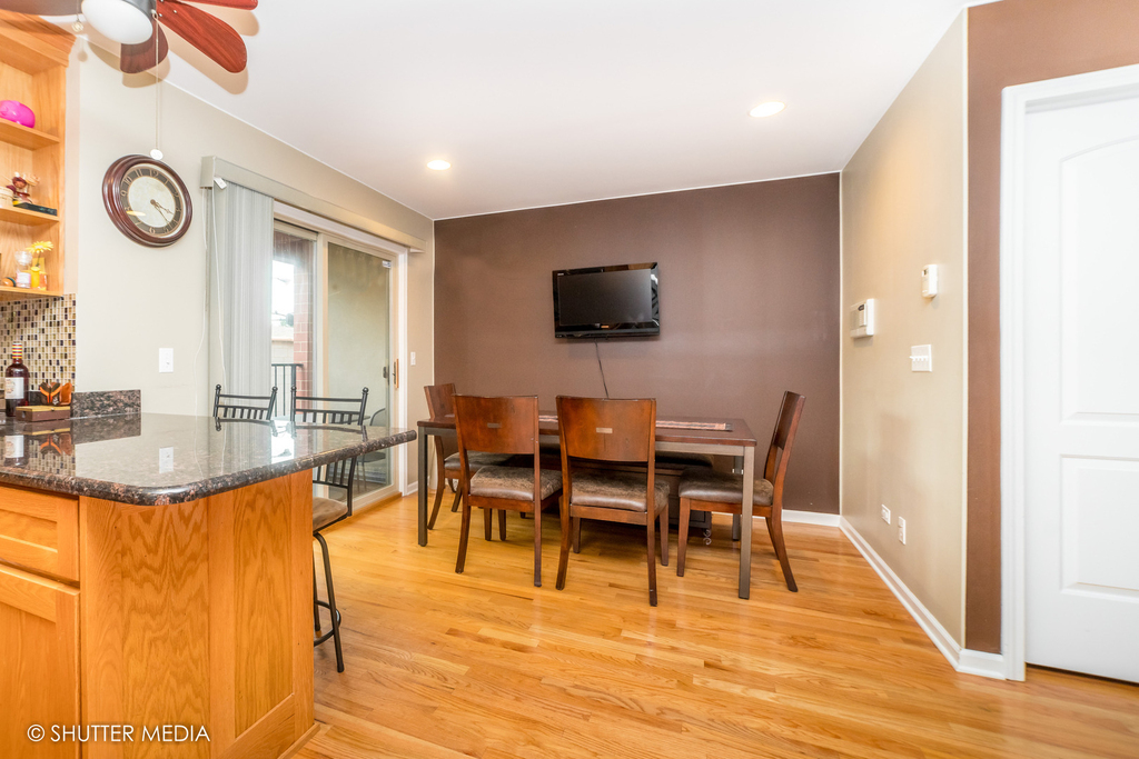 4251 W Montrose Avenue - Photo 6