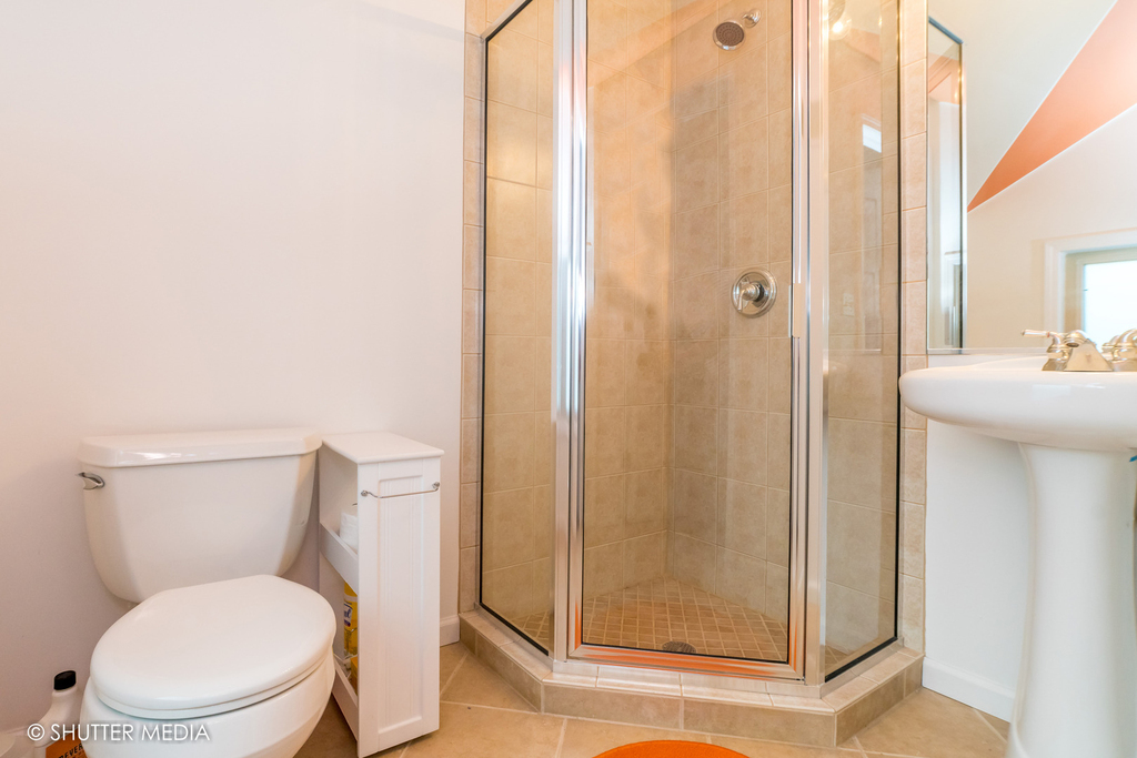4251 W Montrose Avenue - Photo 12
