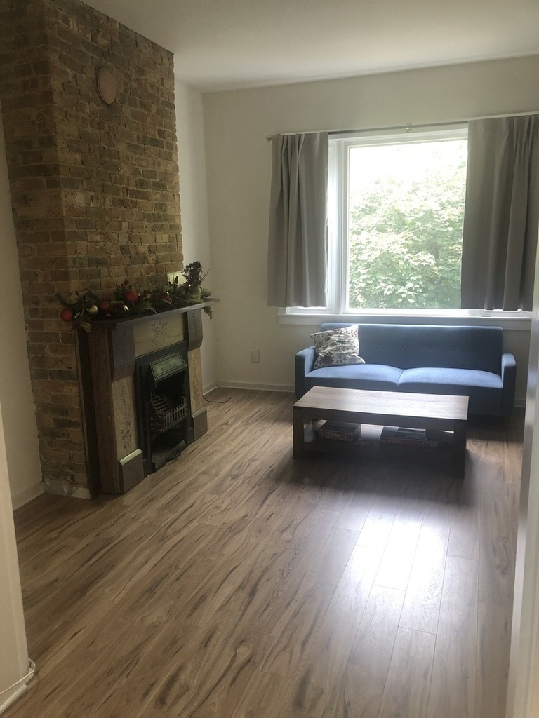 2643 N Mildred Avenue - Photo 2