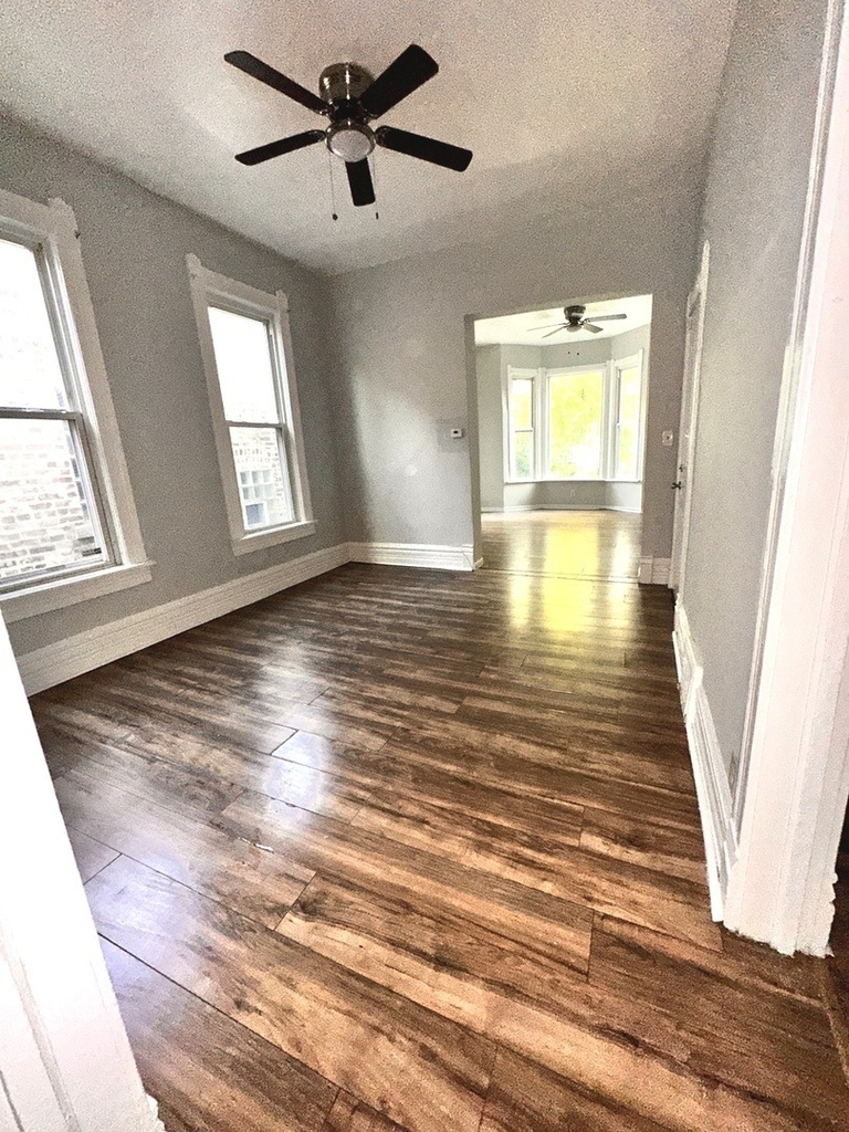 1302 E 72nd Street - Photo 12