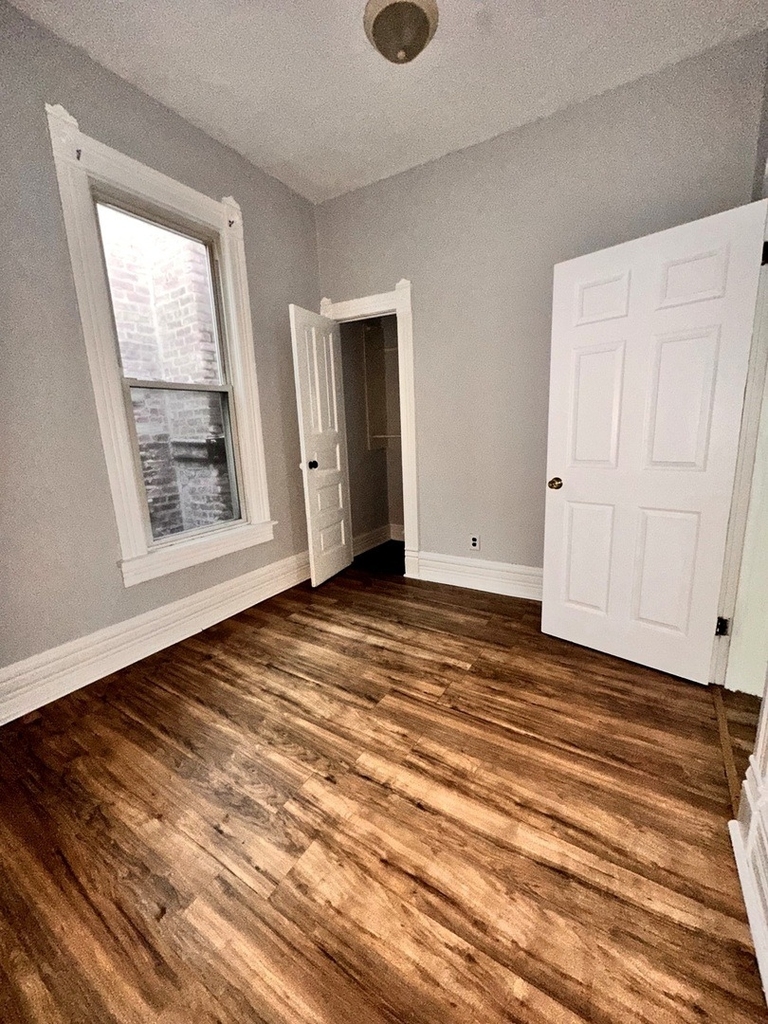 1302 E 72nd Street - Photo 5