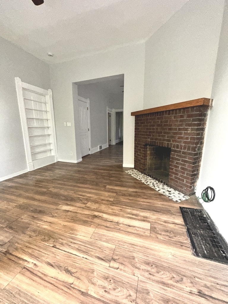 1302 E 72nd Street - Photo 17