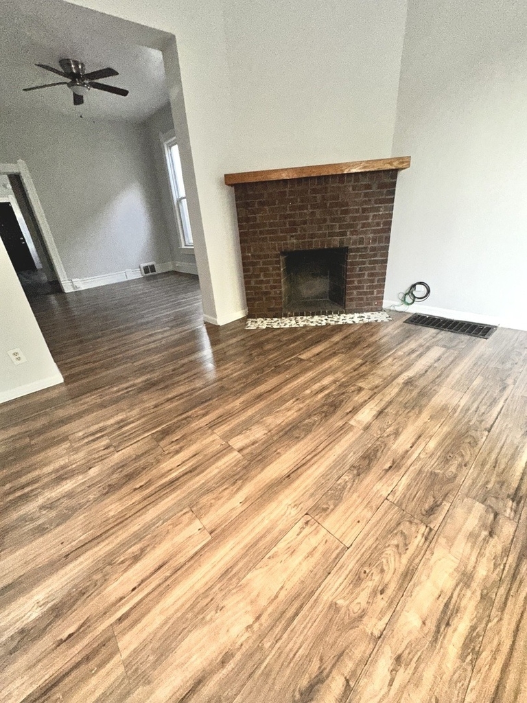 1302 E 72nd Street - Photo 15