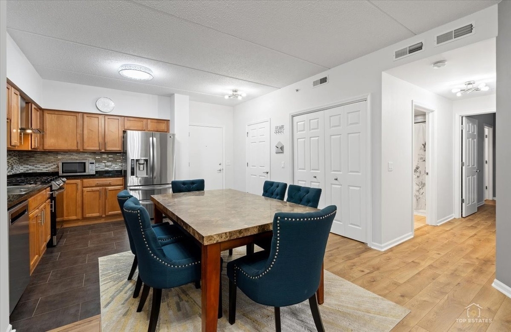 3501 Wellington Court - Photo 6