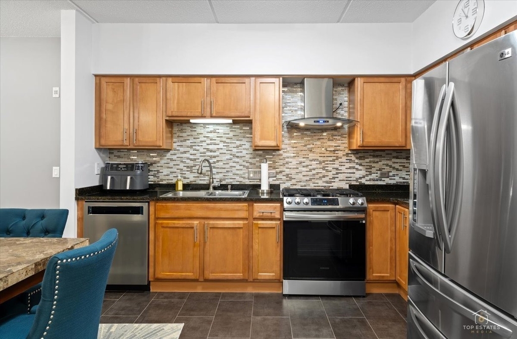 3501 Wellington Court - Photo 3