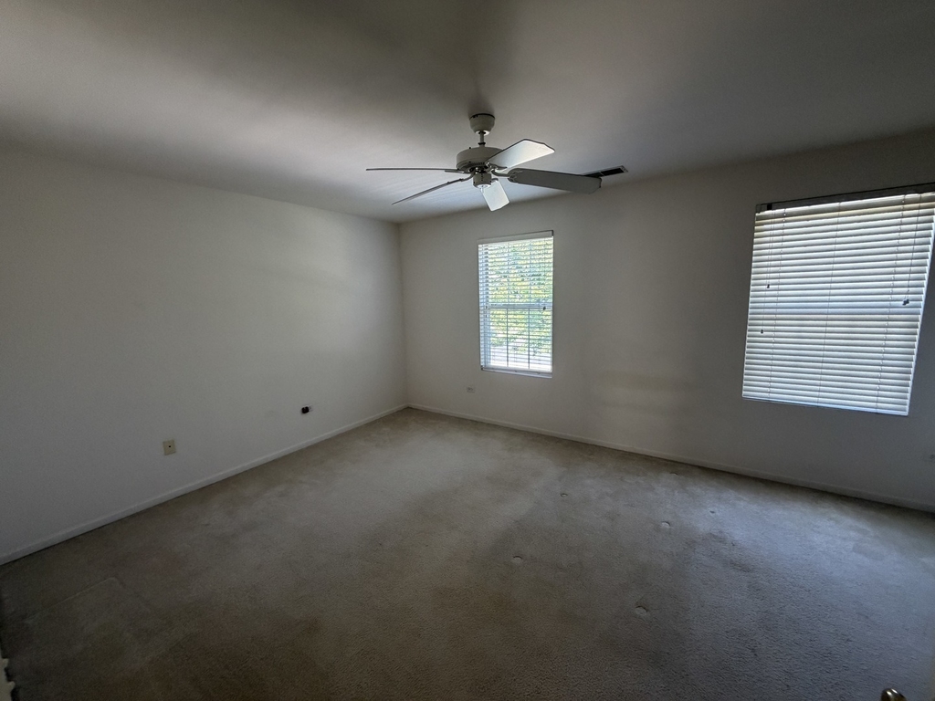 2503 Oak Tree Lane - Photo 7
