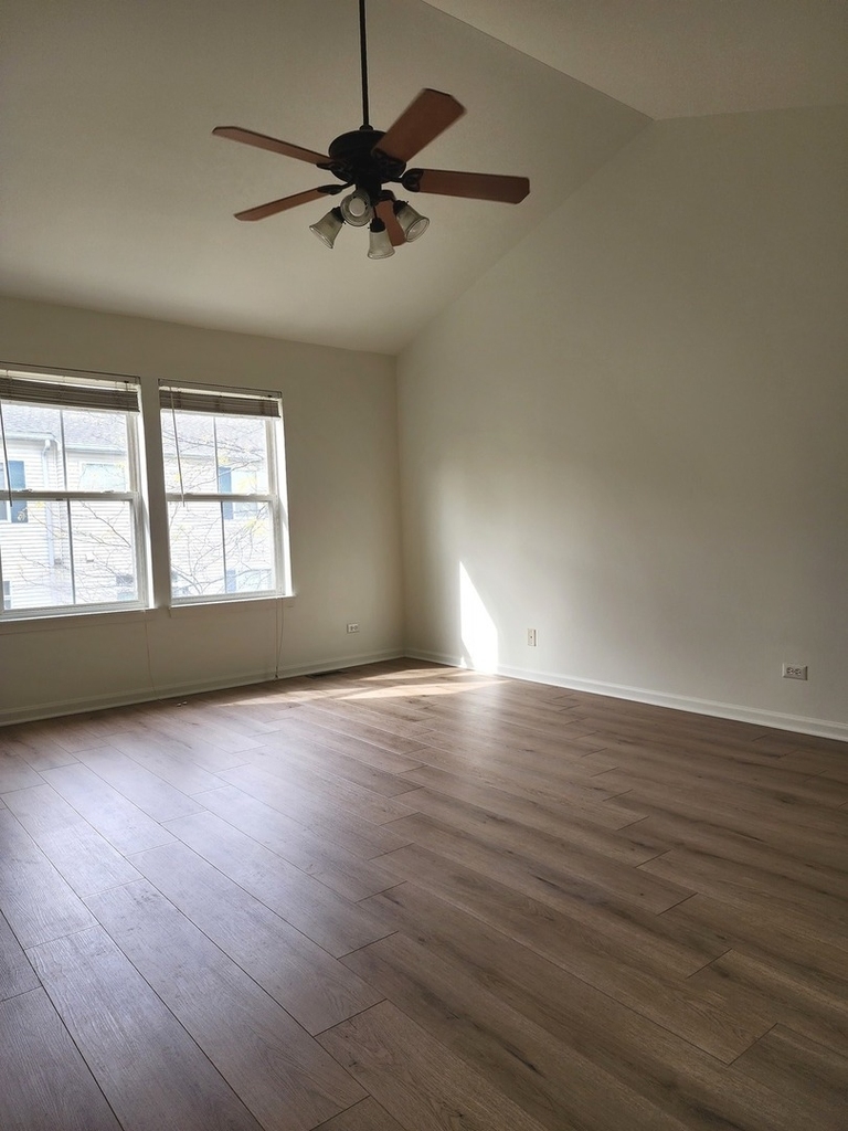 2884 Falling Waters Lane - Photo 18