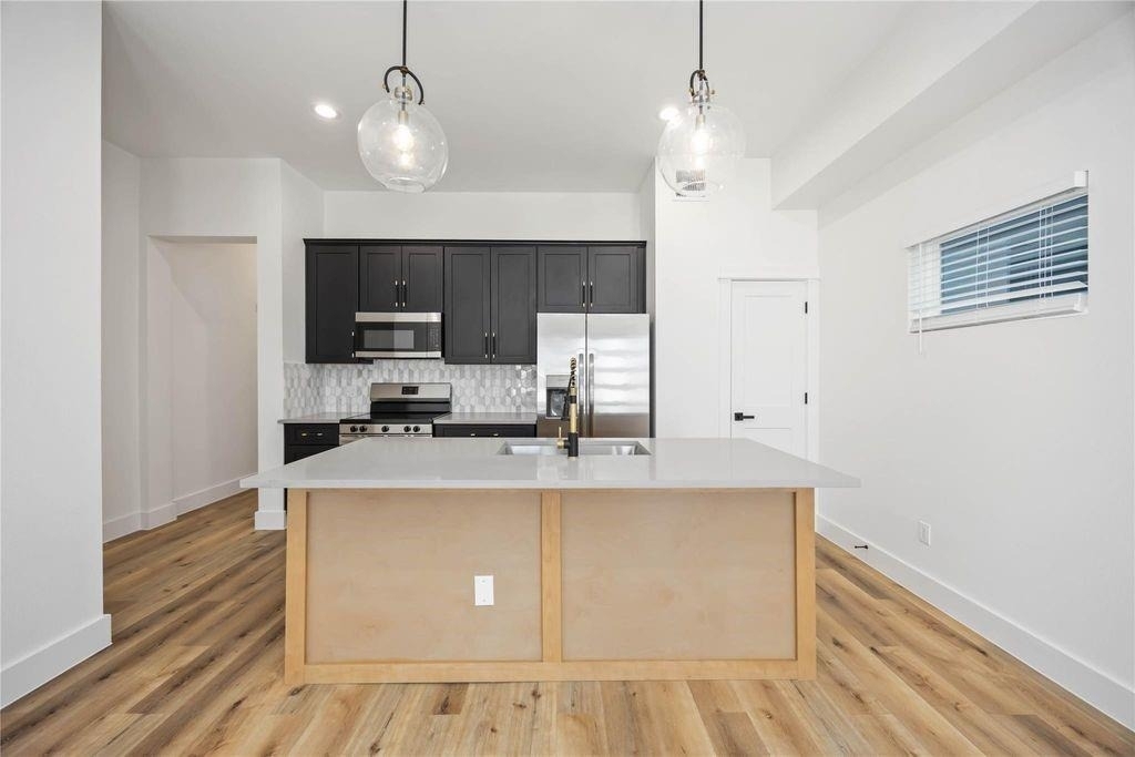 8009 Cora Street - Photo 15