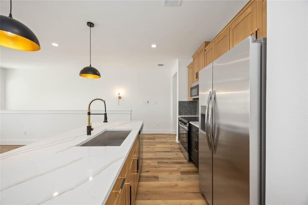 8009 Cora Street - Photo 9
