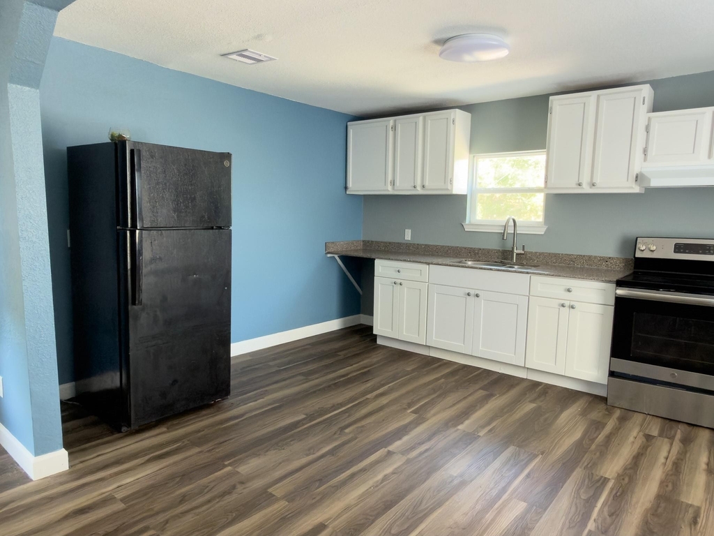 711 Jefferson Street - Photo 5