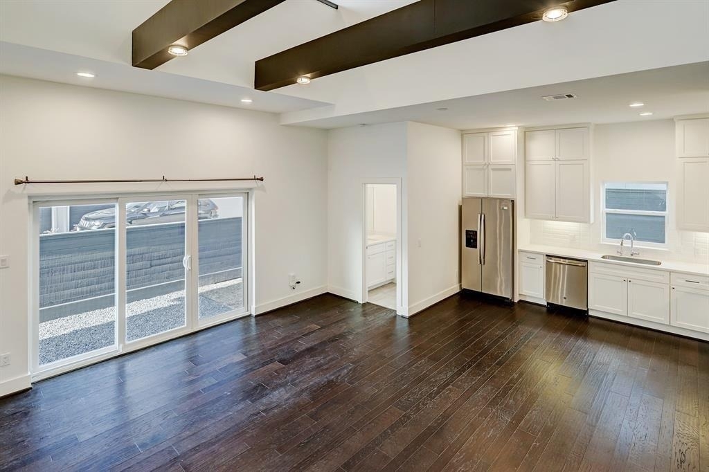 1906 Jack Oak Avenue - Photo 4
