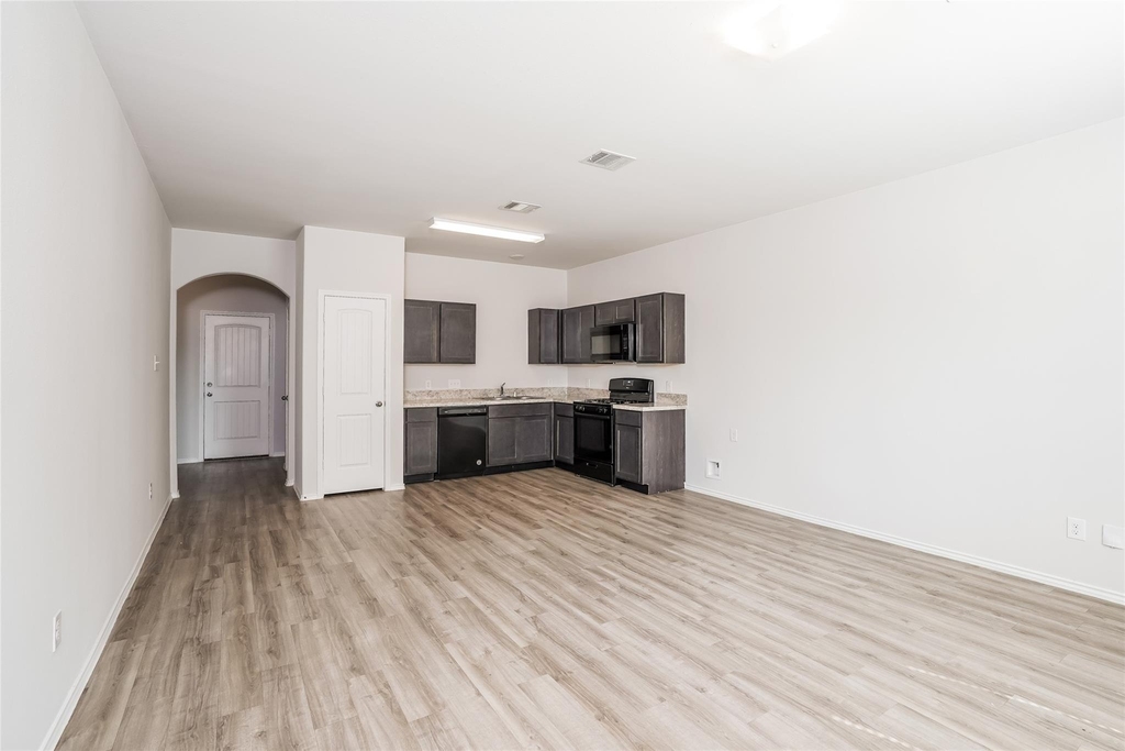 4915 Sweet Chestnut Lane - Photo 2